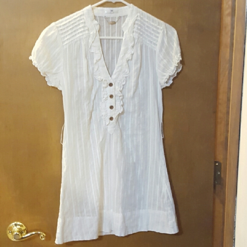 Very cute white dress